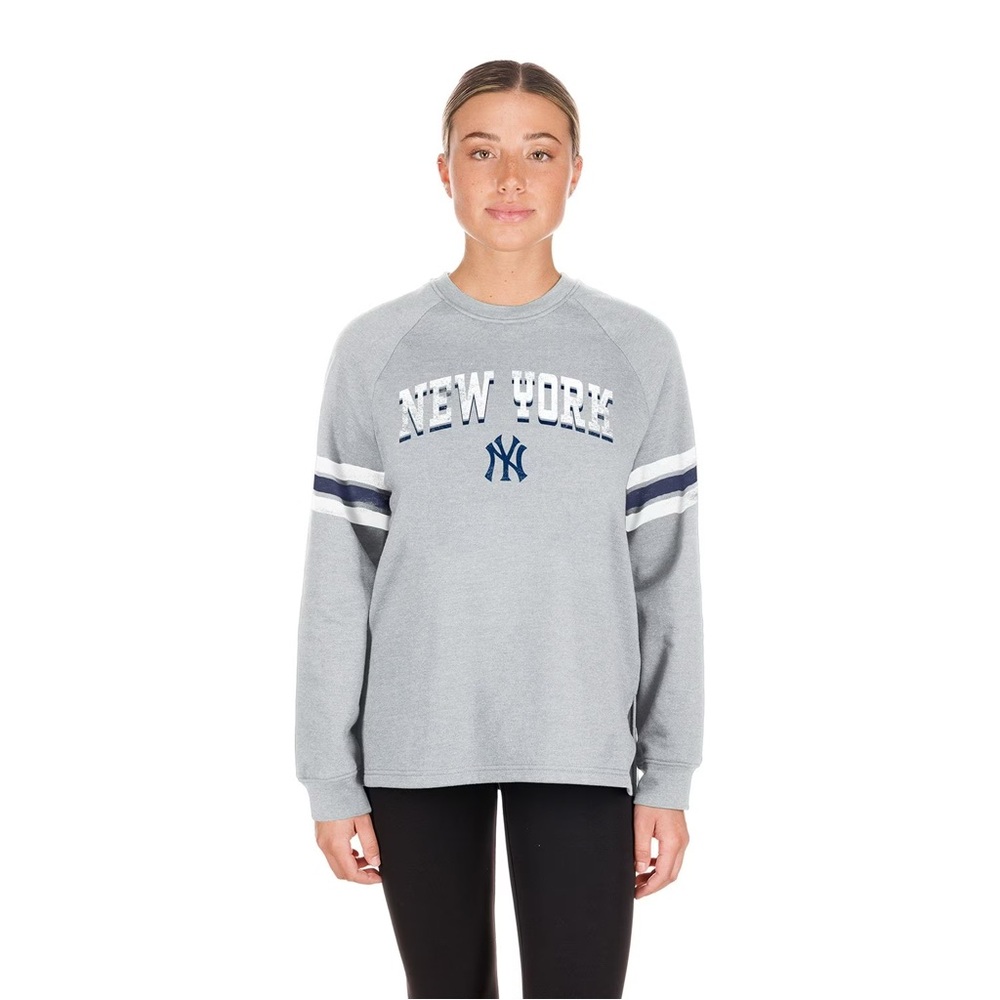YANKEE Gray Campus Lifestyle Sweatshirt